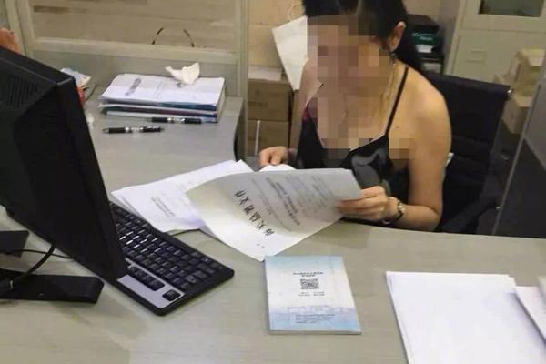 扬中红粉灯快餐一条街服务(扬中特色美食大粉)